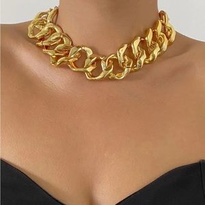 Gold necklace chunky chain link